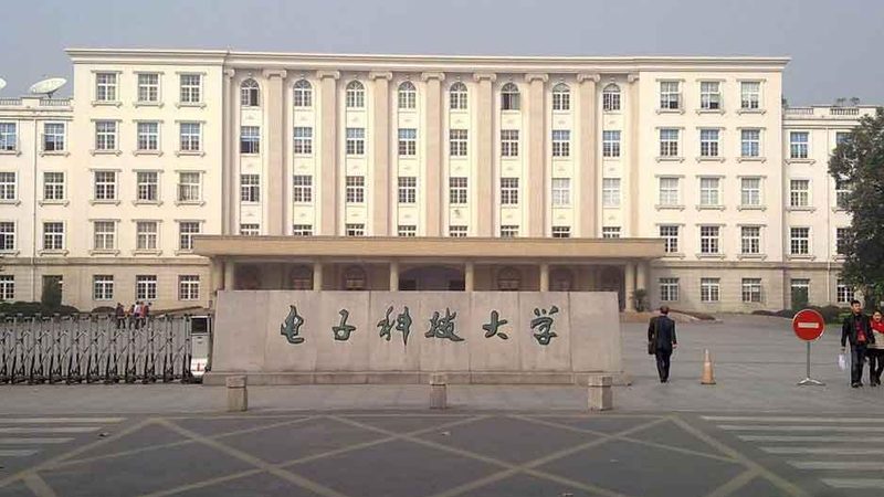 电子元件焊接加工标准：揭秘其重要性及关键要素