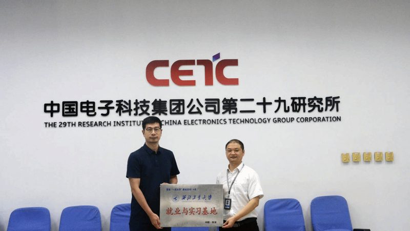 PCB打样板材价格差异解析：揭秘成本构成与选择要点